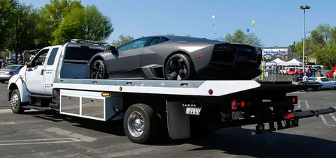 What Makes Flatbed Towing Unique?
